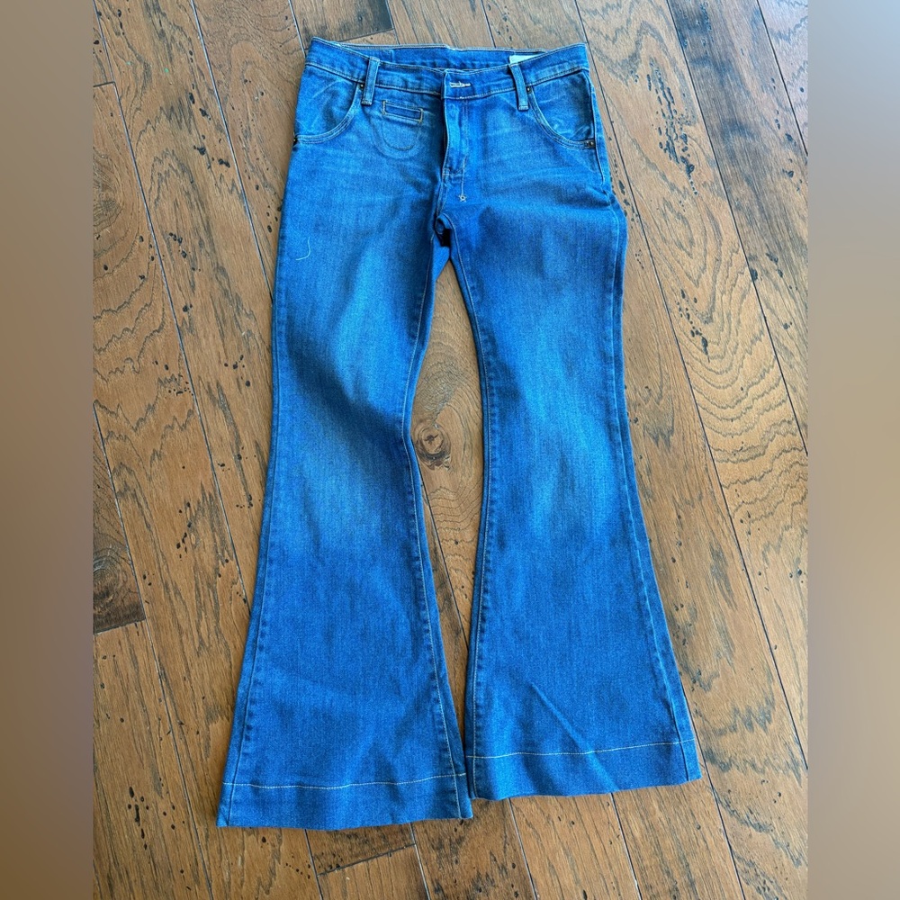 18th Amendment Harlow jeans 26, great condition flares low rise